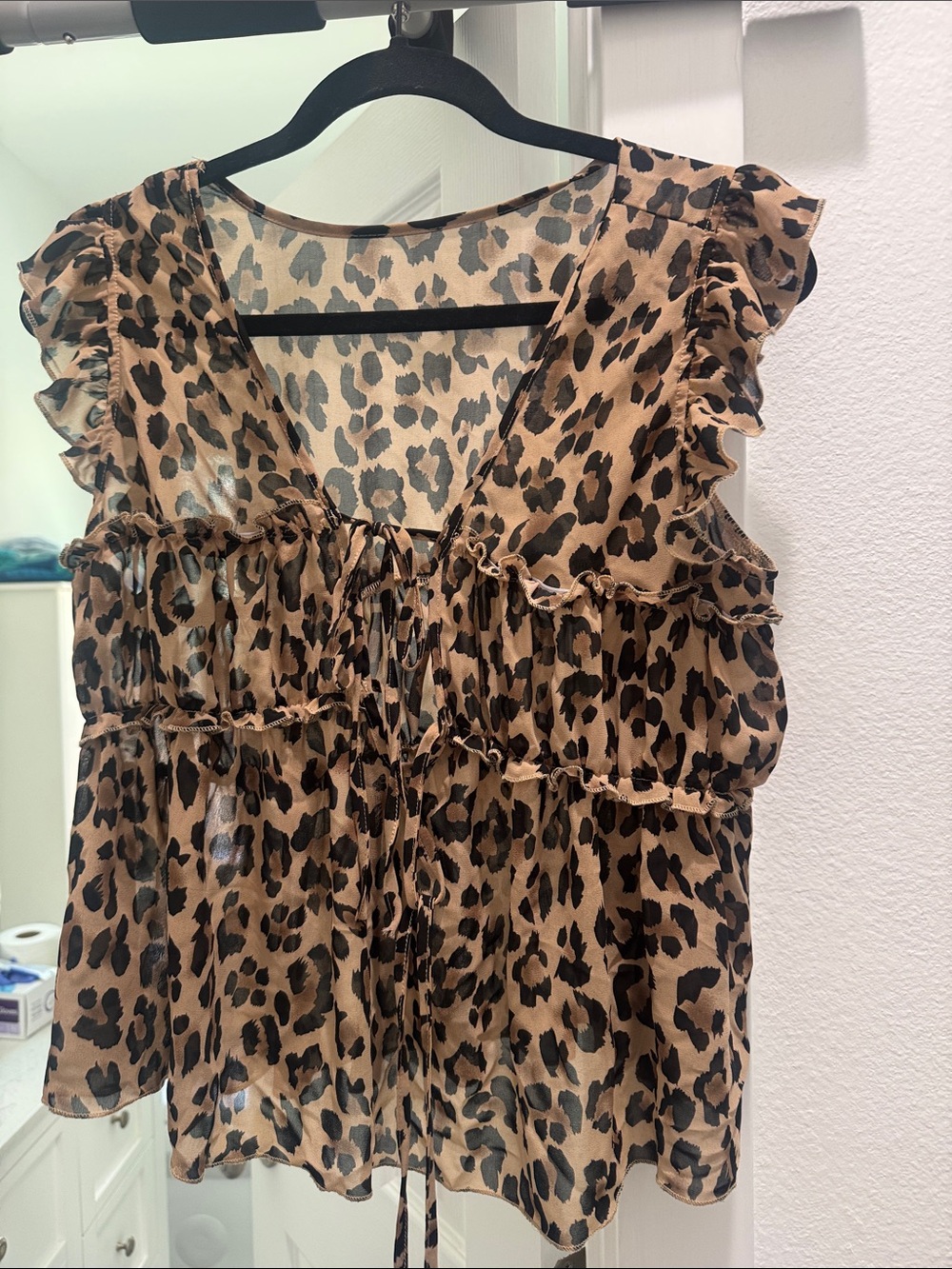 Women’s Leopard Print Ruffle V-Neck Top - Brown/Black